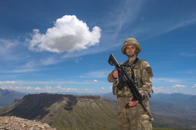 Irak’ın kuzeyinde terörden temizlenen bölgeler Mehmetçiğe emanet